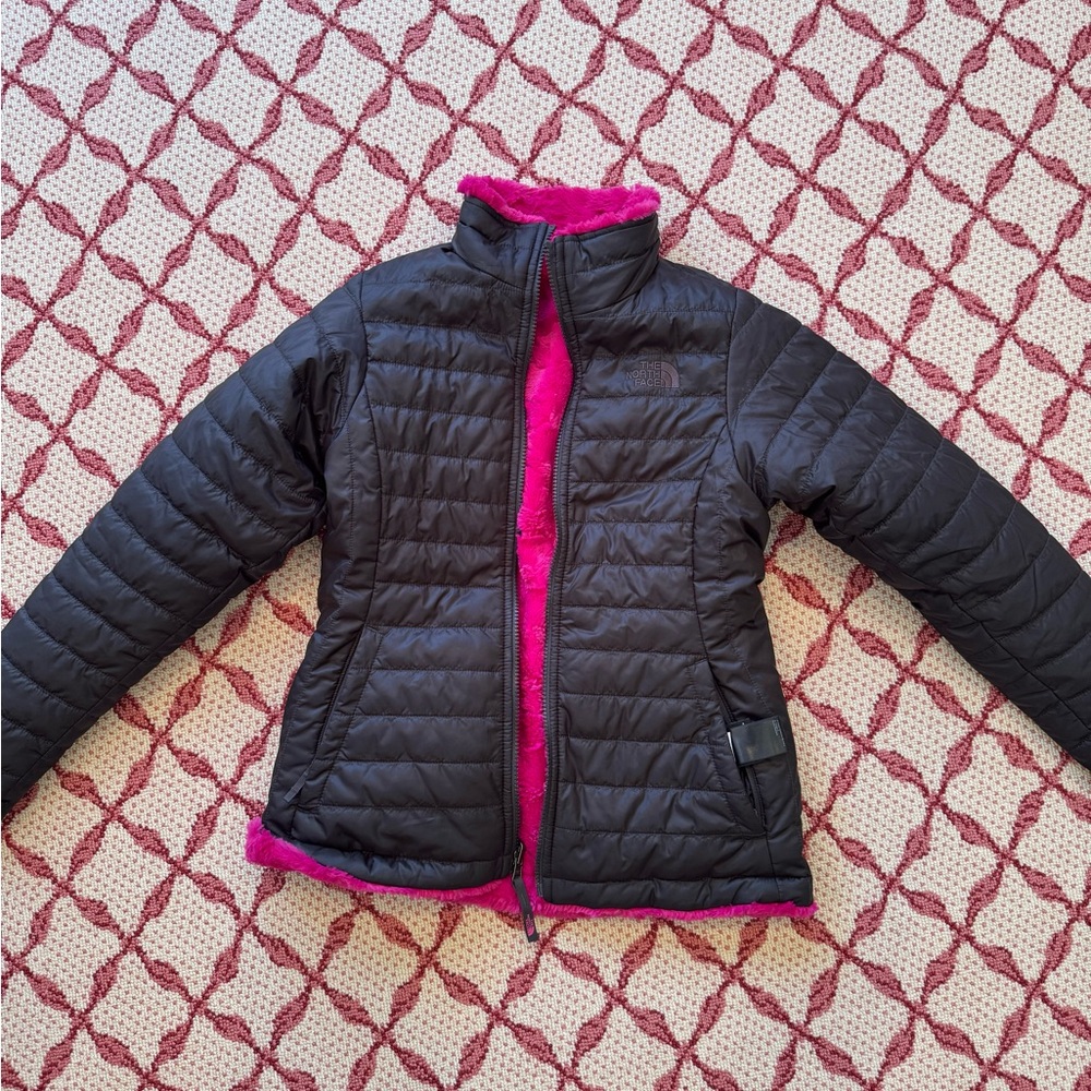 The North Face Kids Black Jacket with Pink Lining Reversible! Girls Large